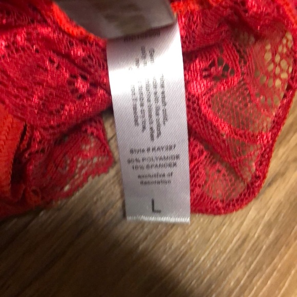 NWT-PLUS 2 pc bra & thong set - Picture 10 of 10